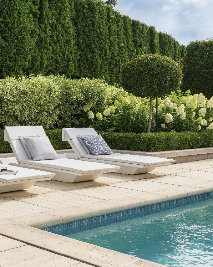 Pools & Spas